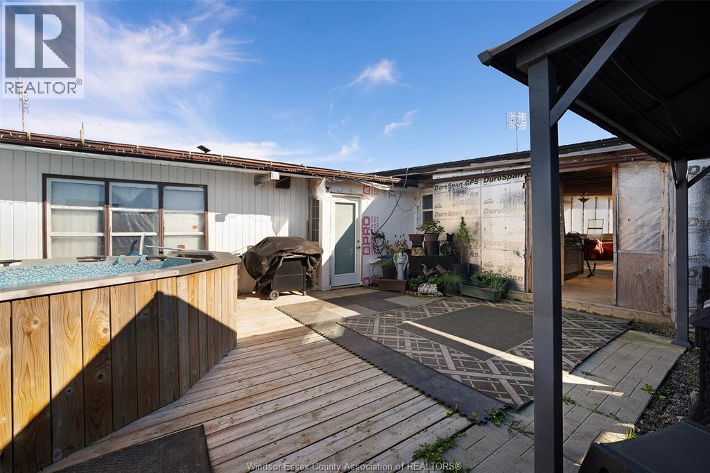 8865 Howard Avenue, Lasalle, Ontario  N0R 1L0 - Photo 33 - 26022853