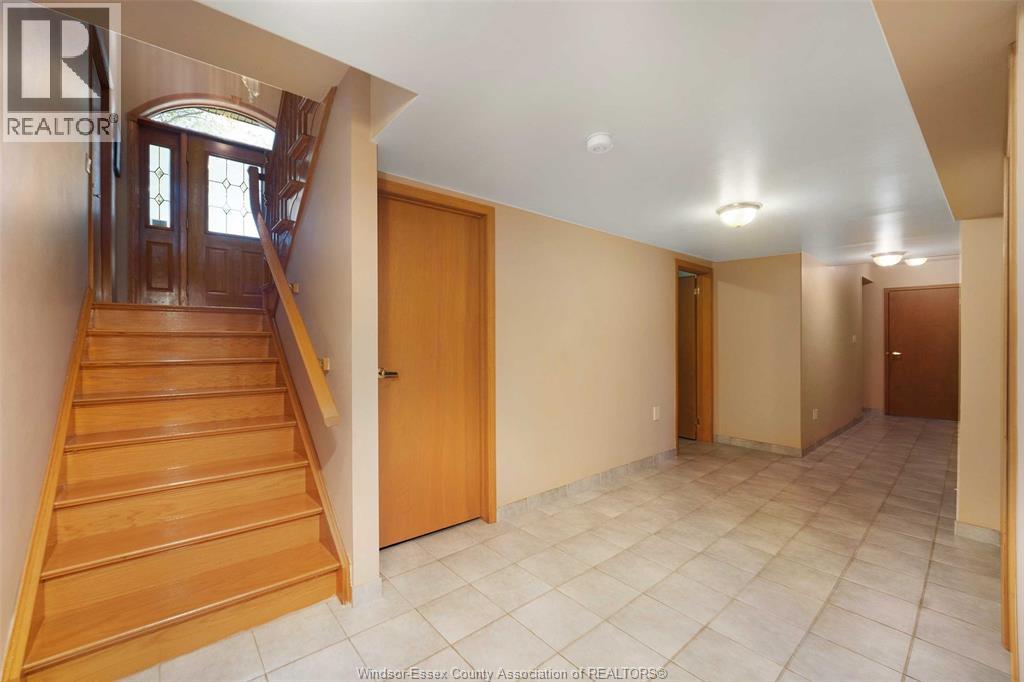 12354 Funaro Crescent, Tecumseh, Ontario  N9K 1C4 - Photo 38 - 26023760