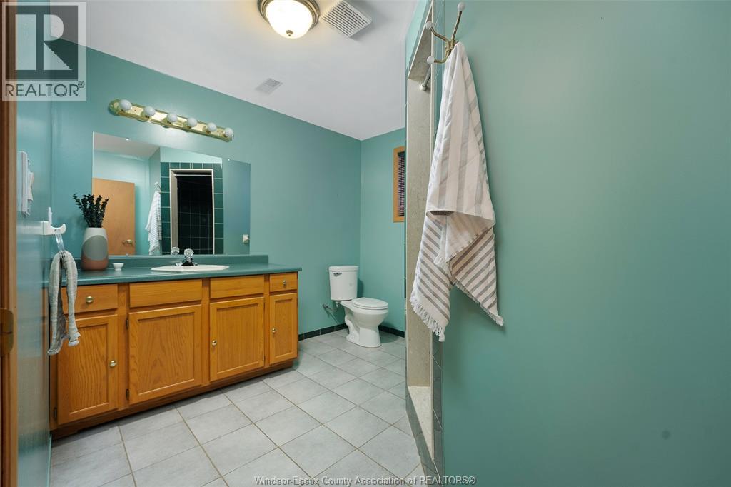 12354 Funaro Crescent, Tecumseh, Ontario  N9K 1C4 - Photo 41 - 26023760