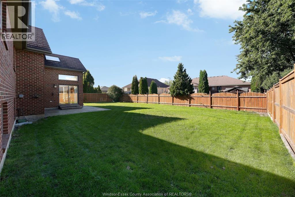 12354 Funaro Crescent, Tecumseh, Ontario  N9K 1C4 - Photo 49 - 26023760