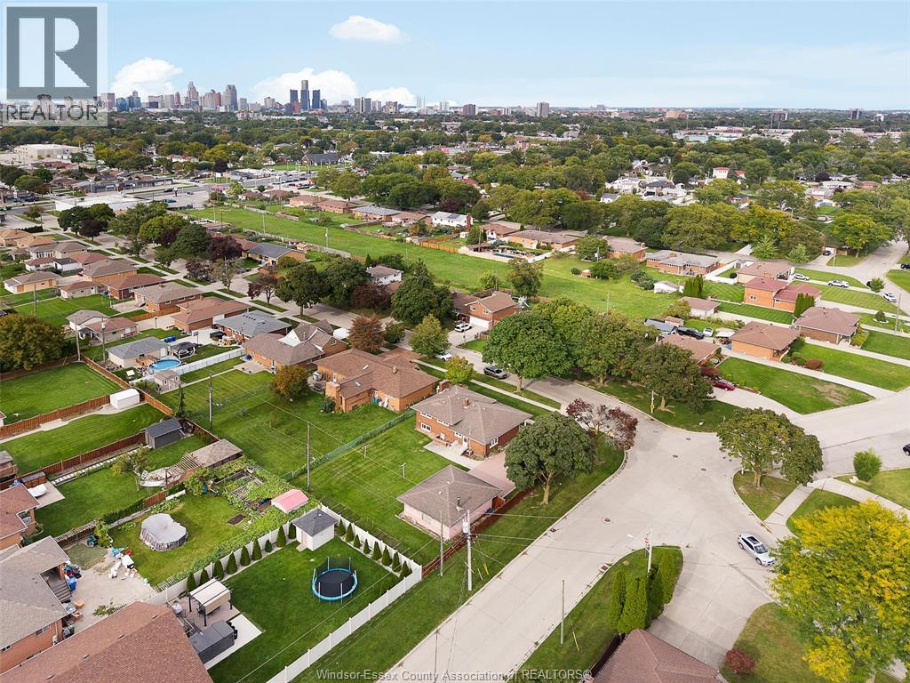 1599 Partington Avenue, Windsor, Ontario  N9B 2P7 - Photo 45 - 26023767