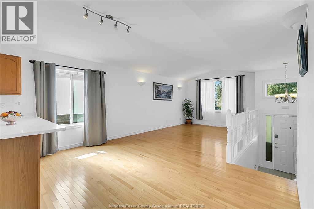 2292 Askin Avenue, Windsor, Ontario  N9B 3Y4 - Photo 6 - 26023910