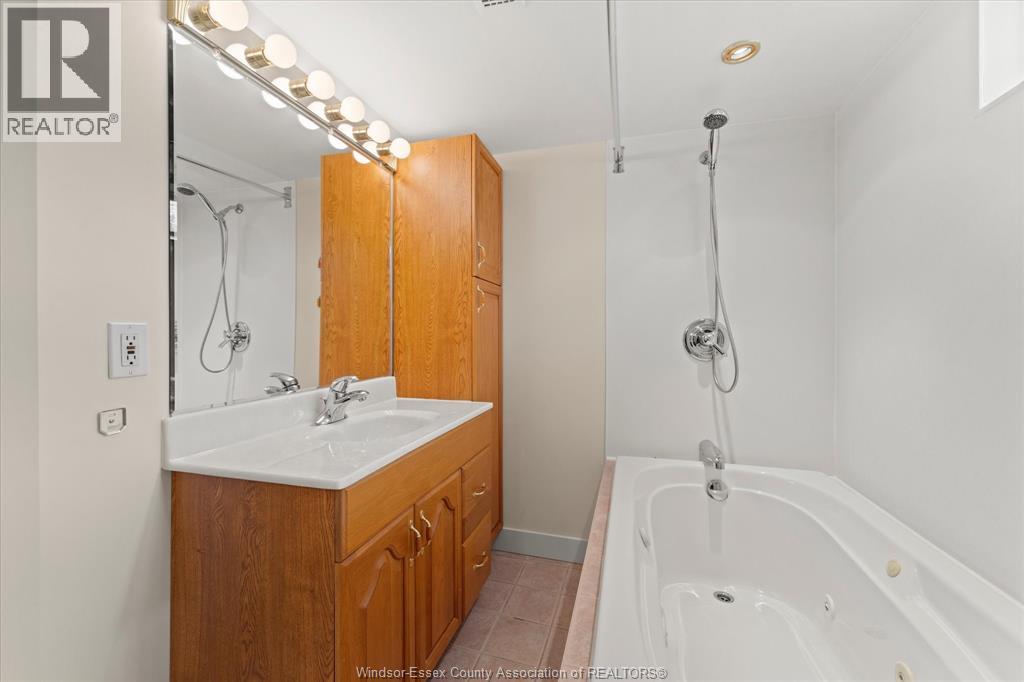 3163 Curry Avenue, Windsor, Ontario  N9E 2T2 - Photo 18 - 26023791