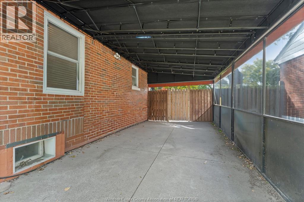 3163 Curry Avenue, Windsor, Ontario  N9E 2T2 - Photo 22 - 26023791