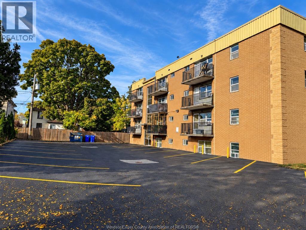 2035 University Avenue West Unit# 105, Windsor, Ontario  N9B 1E1 - Photo 1 - 26023931