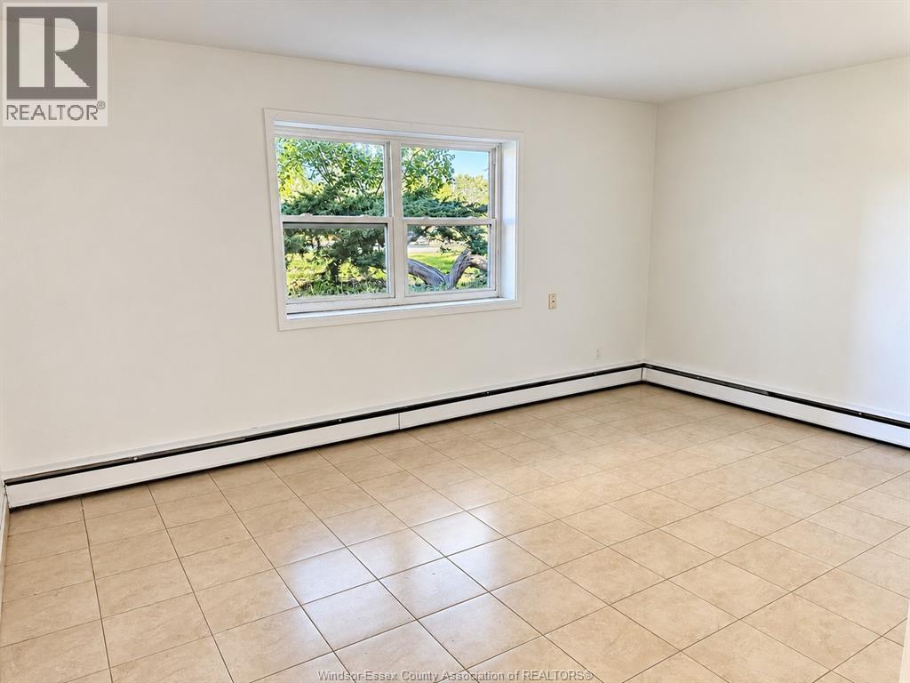 2035 University Avenue West Unit# 105, Windsor, Ontario  N9B 1E1 - Photo 4 - 26023931