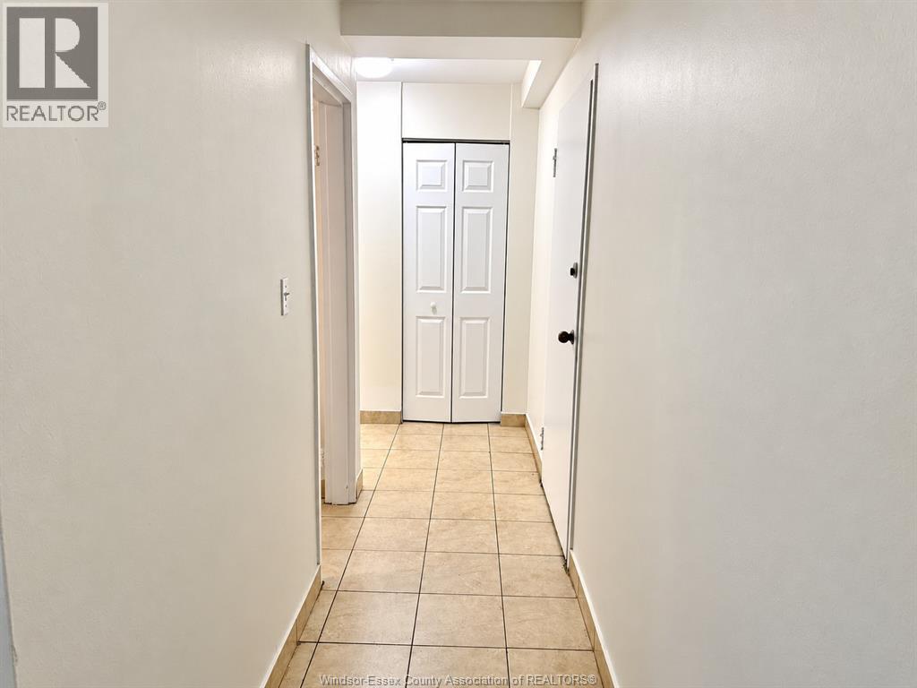 2035 University Avenue West Unit# 105, Windsor, Ontario  N9B 1E1 - Photo 7 - 26023931