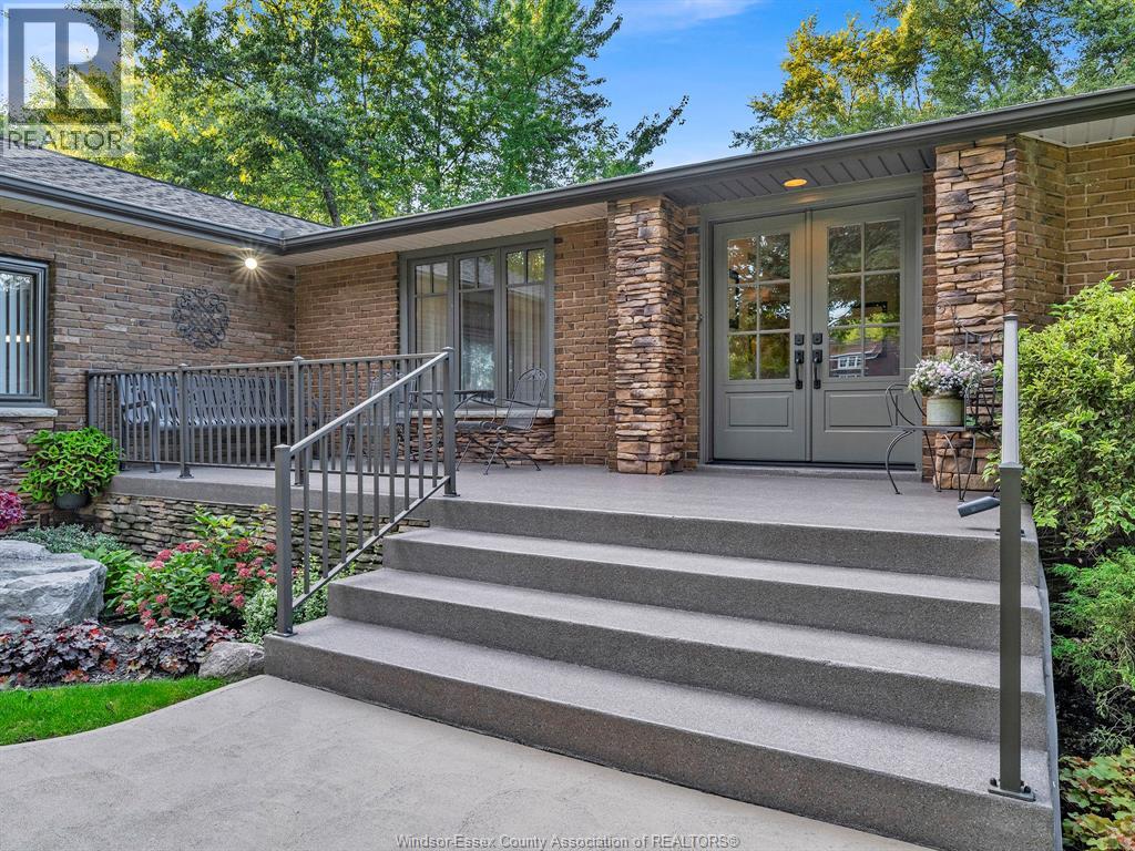 2730 Bouffard, Lasalle, Ontario  N9H 1W2 - Photo 4 - 26023914