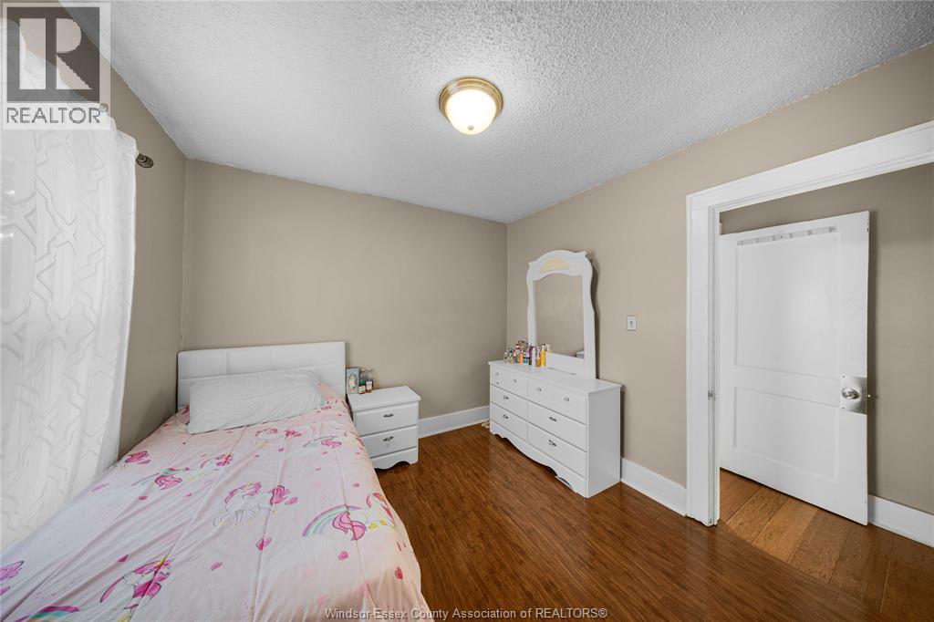 908 Oak Street, Windsor, Ontario  N9A 5G2 - Photo 27 - 26023965