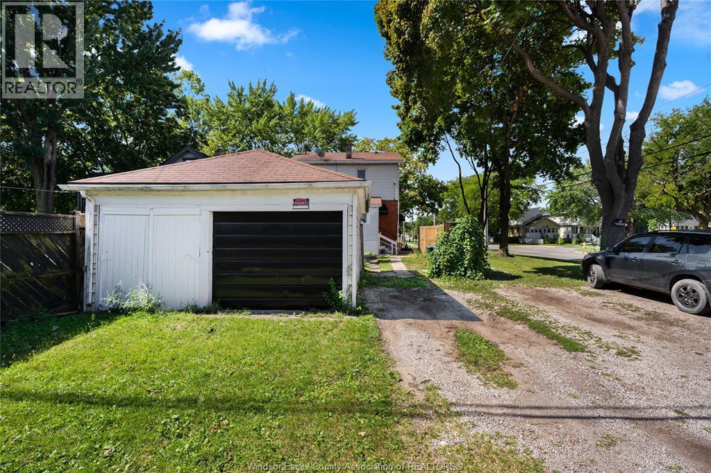 908 Oak Street, Windsor, Ontario  N9A 5G2 - Photo 34 - 26023965