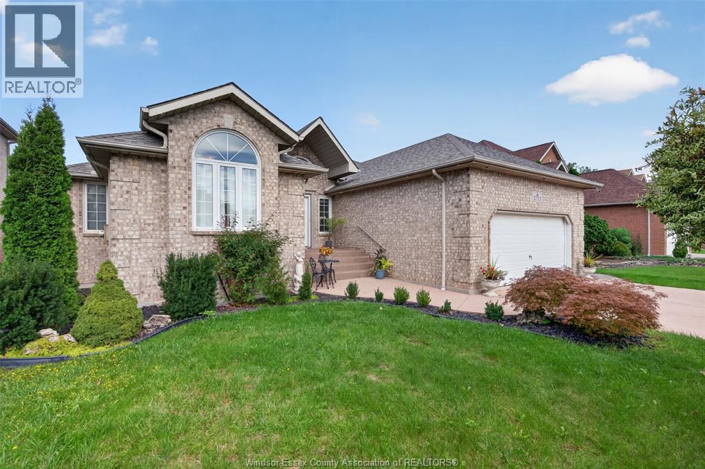 2703 Lombardy Cres, Lasalle, Ontario  N9H 2L7 - Photo 1 - 26023829