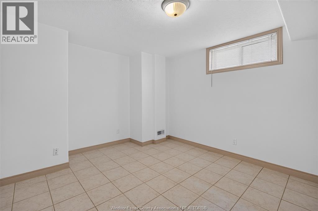 2703 Lombardy Cres, Lasalle, Ontario  N9H 2L7 - Photo 43 - 26023829