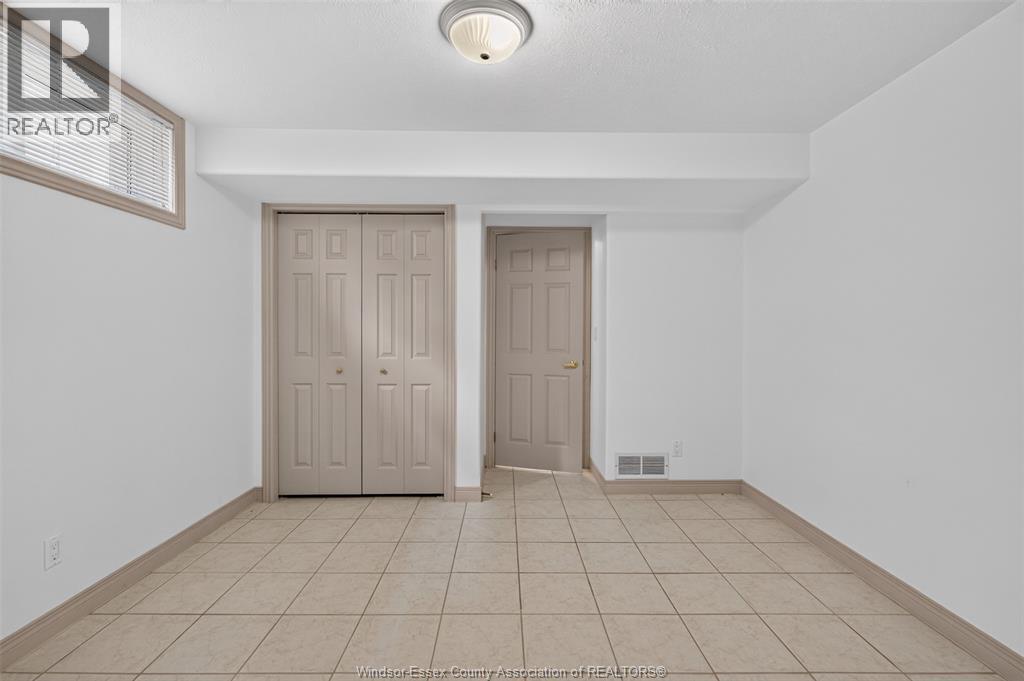 2703 Lombardy Cres, Lasalle, Ontario  N9H 2L7 - Photo 44 - 26023829