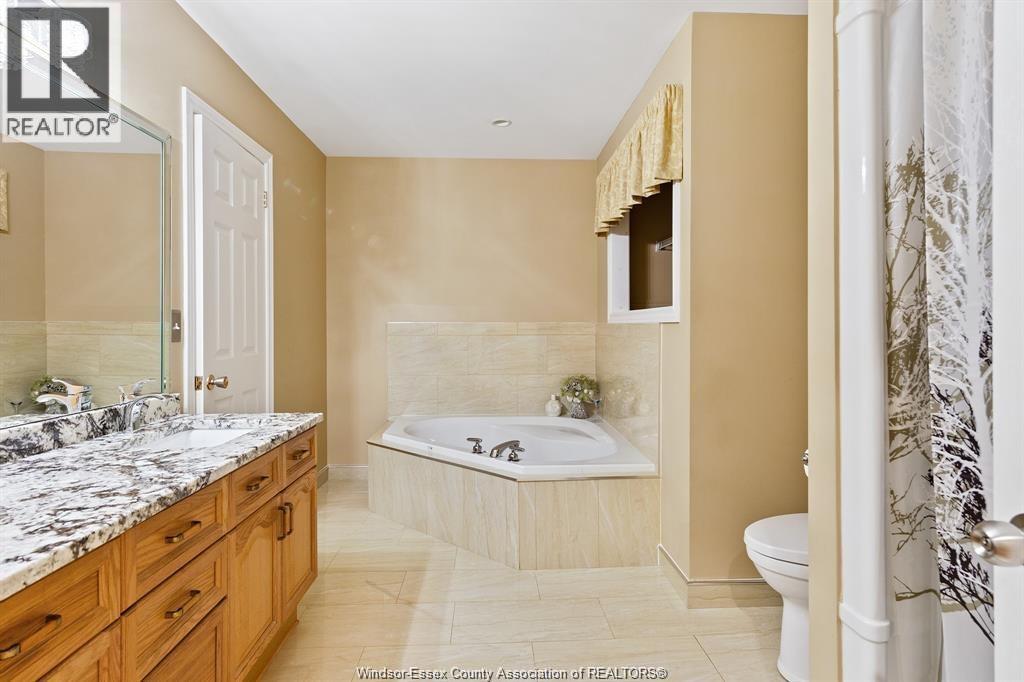 1081 Monarch Meadows Drive, Lakeshore, Ontario  N0R 1A0 - Photo 13 - 26023870