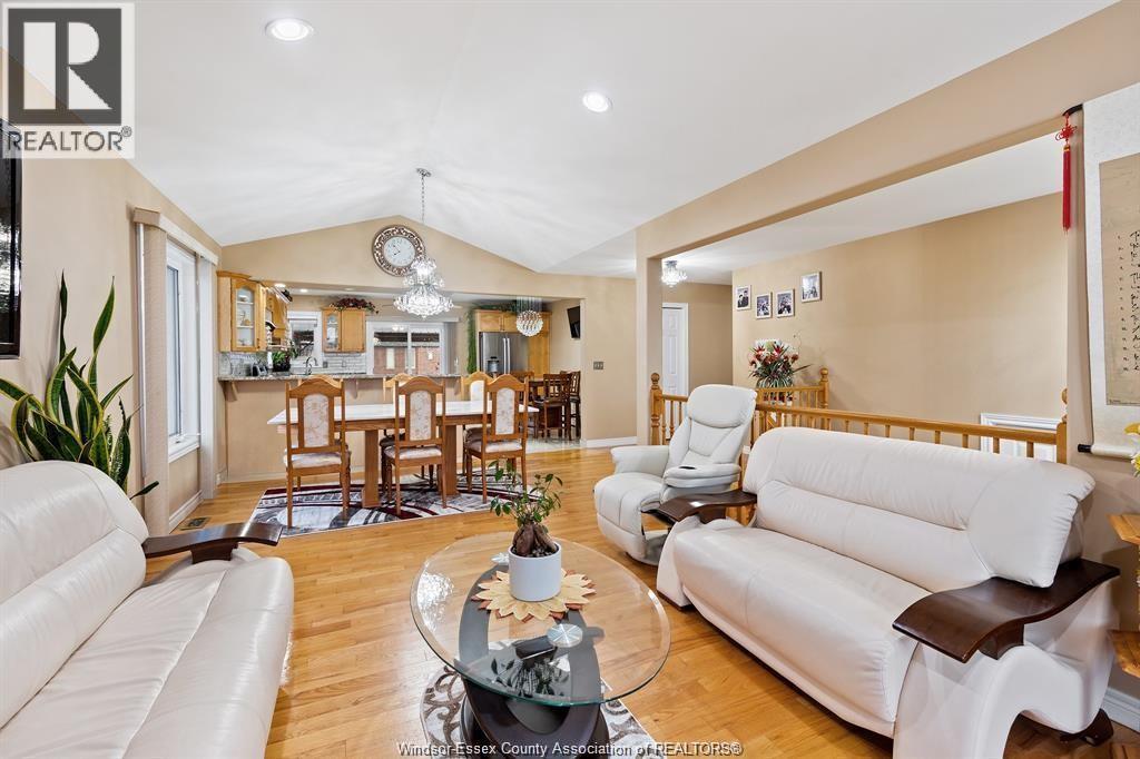 1081 Monarch Meadows Drive, Lakeshore, Ontario  N0R 1A0 - Photo 6 - 26023870