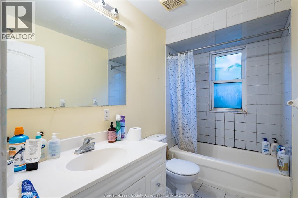792 Partington Avenue, Windsor, Ontario  N9B 2N8 - Photo 10 - 26024013
