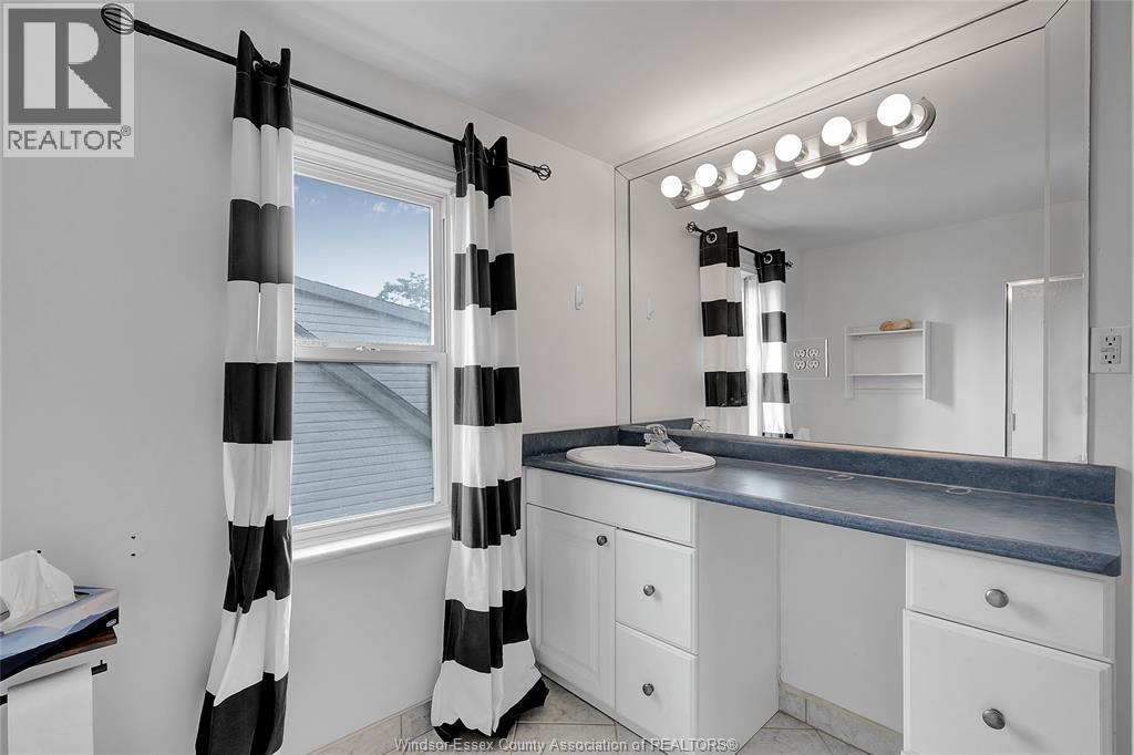 1825 Windermere, Windsor, Ontario  N8W 2S3 - Photo 18 - 26024010