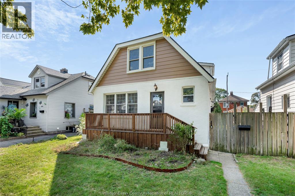 1825 Windermere, Windsor, Ontario  N8W 2S3 - Photo 2 - 26024010