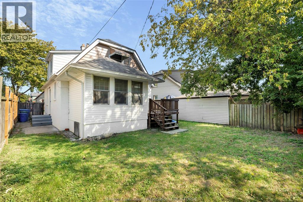 1825 Windermere, Windsor, Ontario  N8W 2S3 - Photo 28 - 26024010