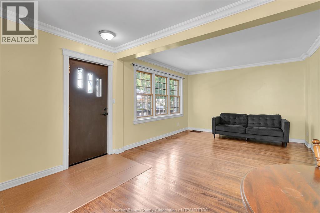 1825 Windermere, Windsor, Ontario  N8W 2S3 - Photo 4 - 26024010
