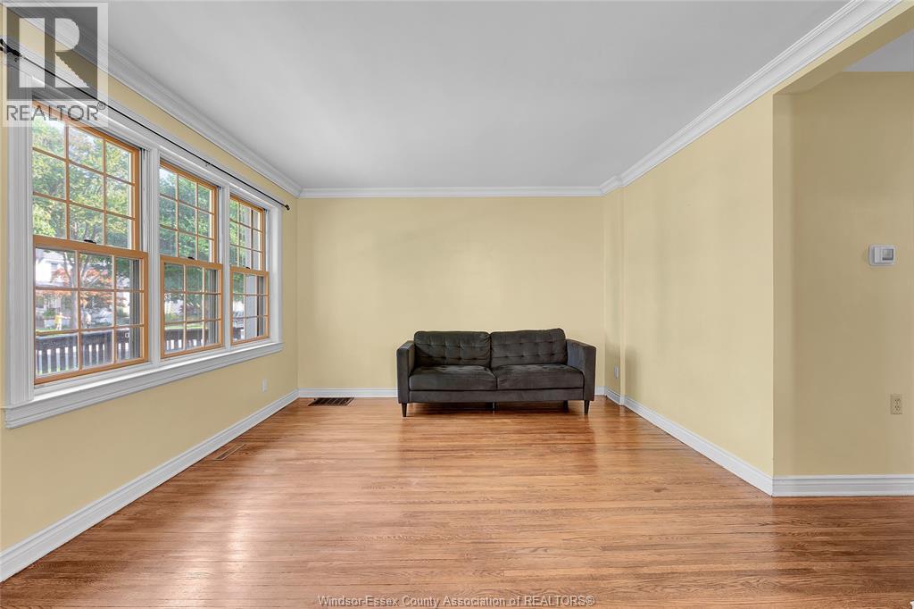 1825 Windermere, Windsor, Ontario  N8W 2S3 - Photo 8 - 26024010