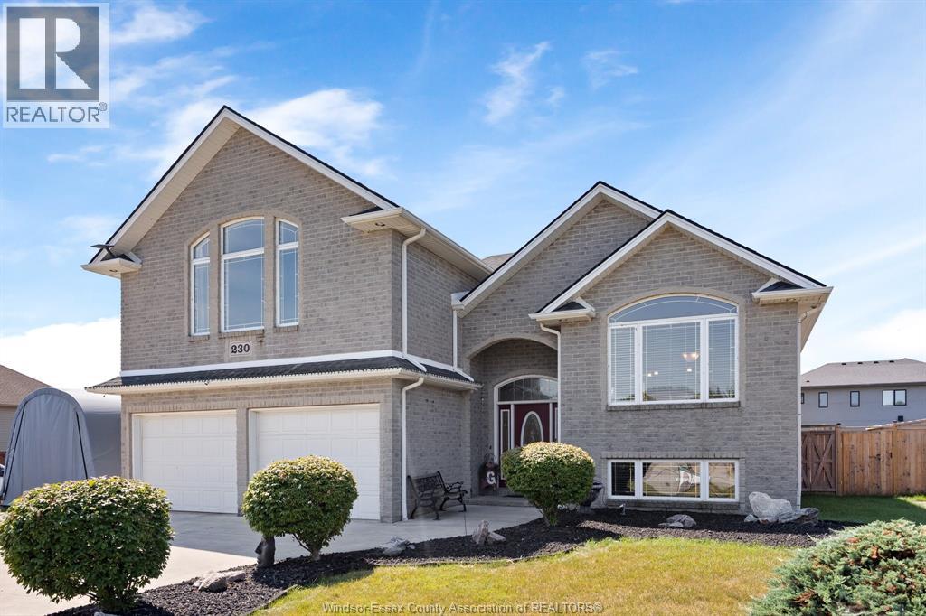 230 St Peter, Lakeshore, Ontario  N0R 1A0 - Photo 1 - 26023837