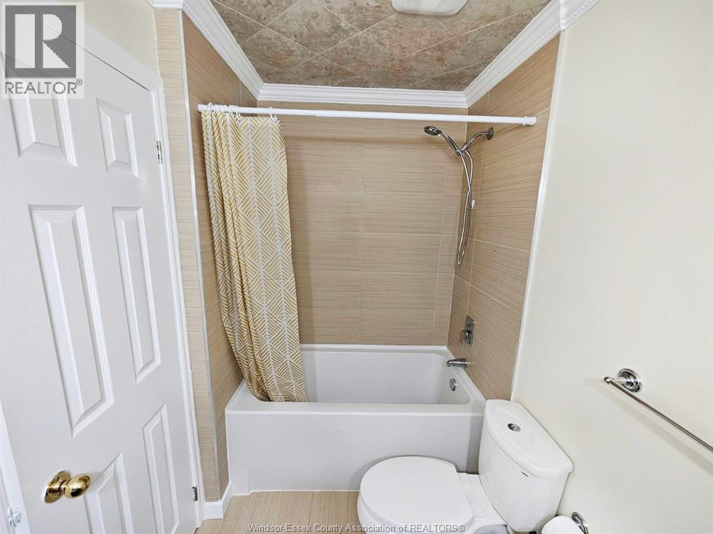 201 Hanmer Street East, Barrie, Ontario  L4M 6W7 - Photo 10 - 26023824