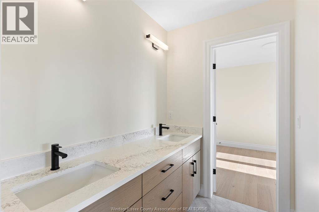 3586 Sutton Avenue, Windsor, Ontario  N9E 0A6 - Photo 14 - 26024079