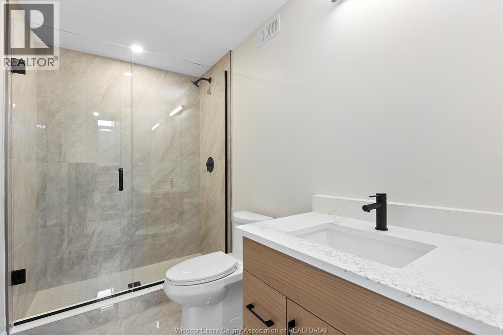 3586 Sutton Avenue, Windsor, Ontario  N9E 0A6 - Photo 16 - 26024079