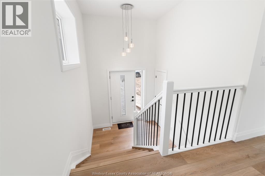 196 Ross Crescent, Colchester, Ontario  N0R 1G0 - Photo 4 - 26023974