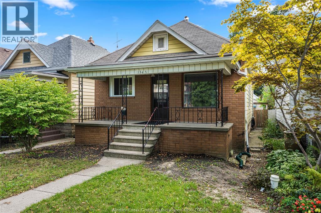 1347 Lincoln, Windsor, Ontario  N8Y 2J2 - Photo 5 - 26024008