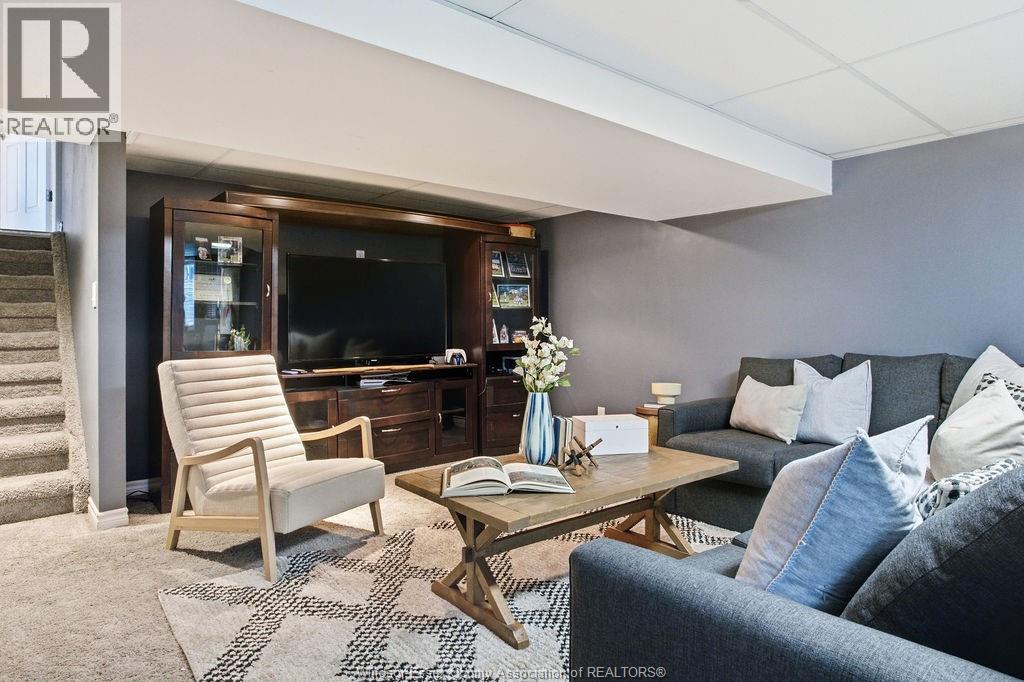 12224 St Thomas Crescent, Tecumseh, Ontario  N8N 3J9 - Photo 31 - 26024063