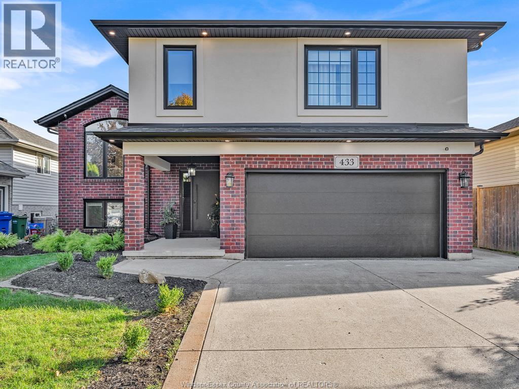 433 Mclellan, Amherstburg, Ontario  N9V 4C8 - Photo 1 - 26024068