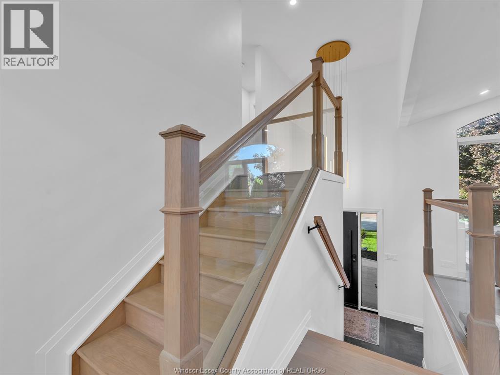 433 Mclellan, Amherstburg, Ontario  N9V 4C8 - Photo 13 - 26024068