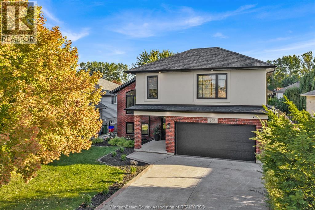 433 Mclellan, Amherstburg, Ontario  N9V 4C8 - Photo 2 - 26024068