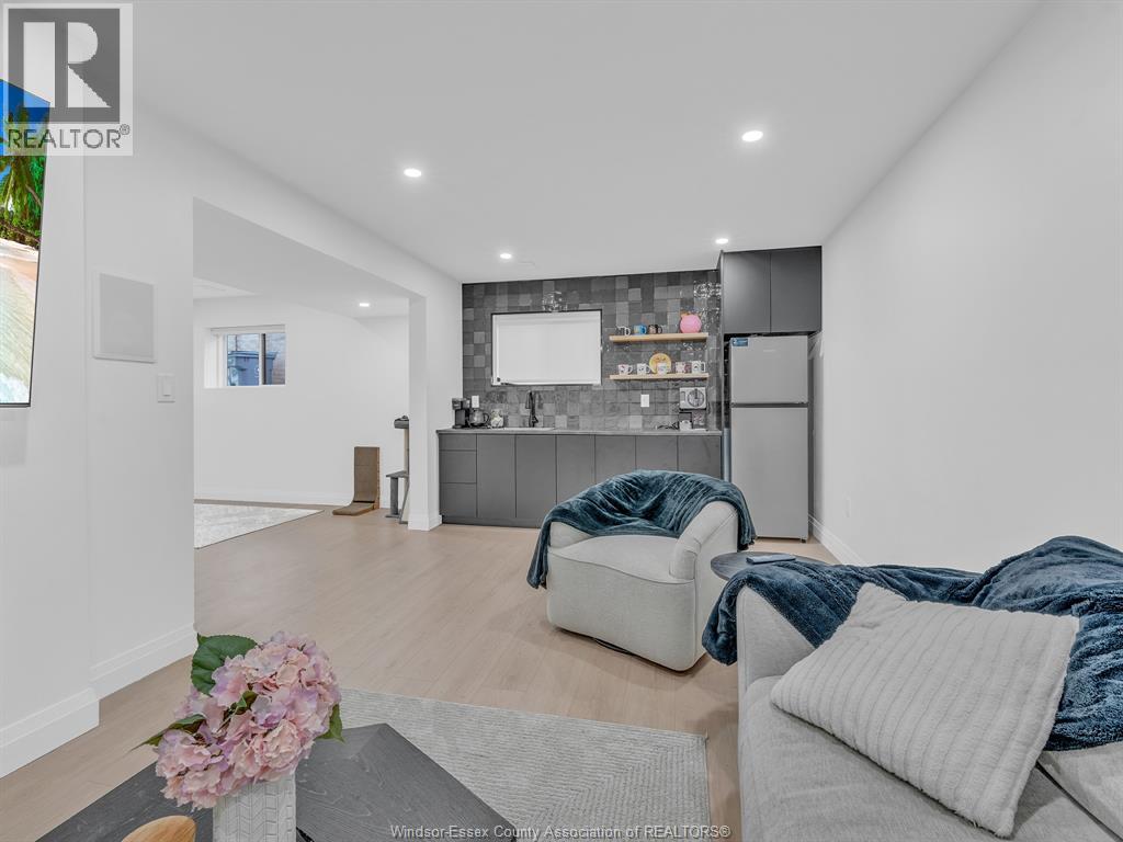433 Mclellan, Amherstburg, Ontario  N9V 4C8 - Photo 21 - 26024068
