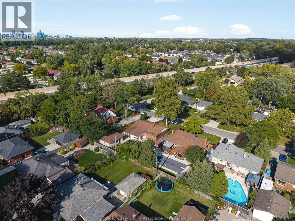 2545 St. Patricks's Avenue, Windsor, Ontario  N9E 3G5 - Photo 32 - 26024083