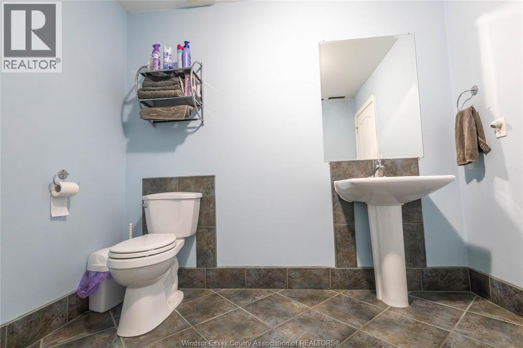 35 Sandy Lake, Leamington, Ontario  N8H 5K4 - Photo 40 - 26024106