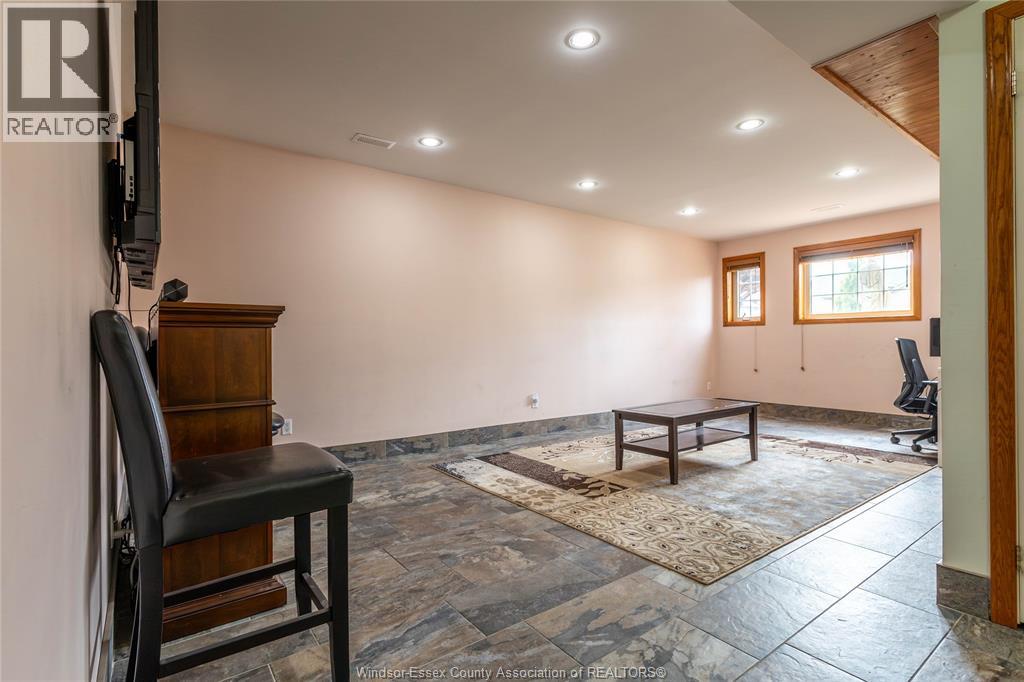 35 Sandy Lake, Leamington, Ontario  N8H 5K4 - Photo 41 - 26024106