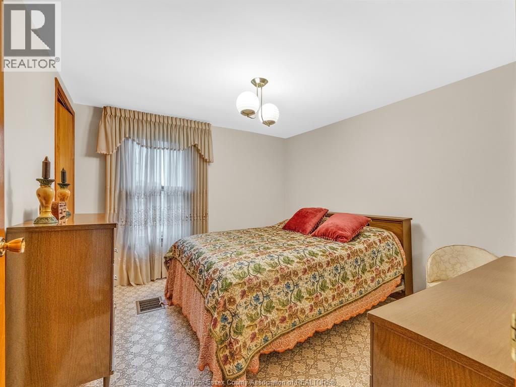 877 Pierre Avenue, Windsor, Ontario  N9A 2K6 - Photo 22 - 26024117