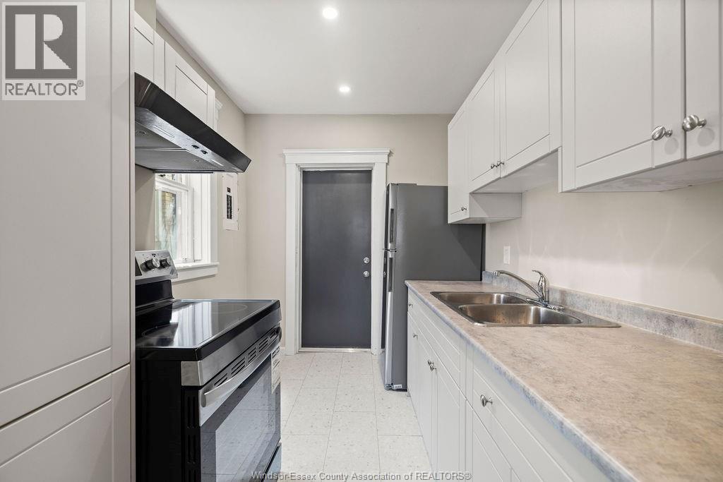 1107 Pelissier Street, Windsor, Ontario  N9A 4M1 - Photo 11 - 26024127