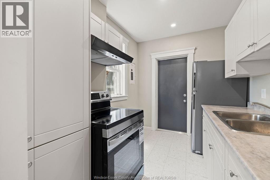 1107 Pelissier Street, Windsor, Ontario  N9A 4M1 - Photo 12 - 26024127