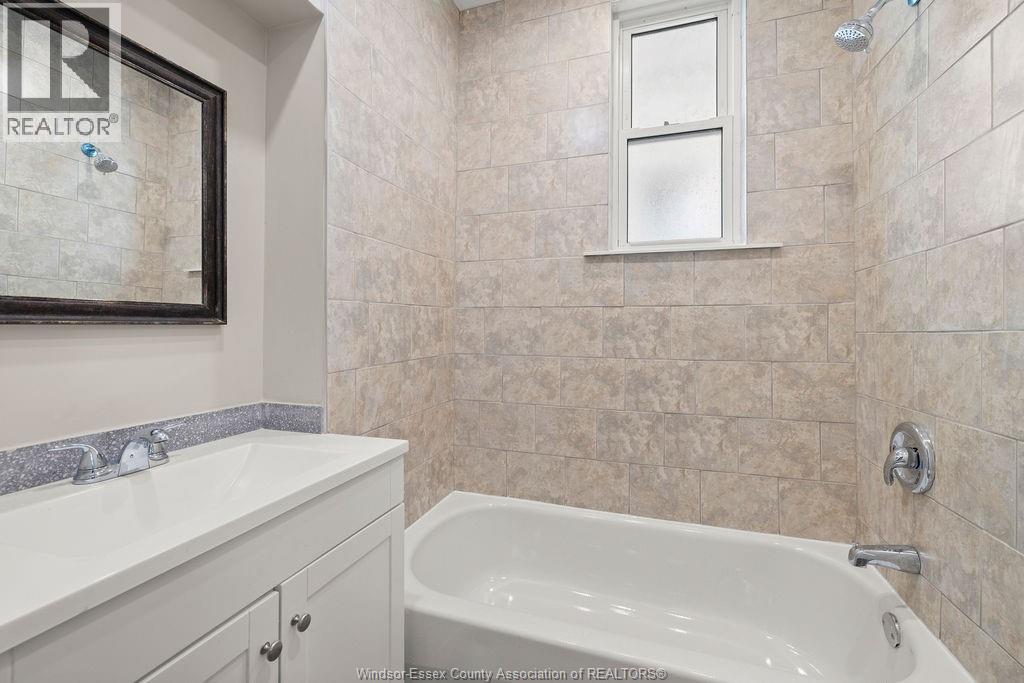 1107 Pelissier Street, Windsor, Ontario  N9A 4M1 - Photo 13 - 26024127
