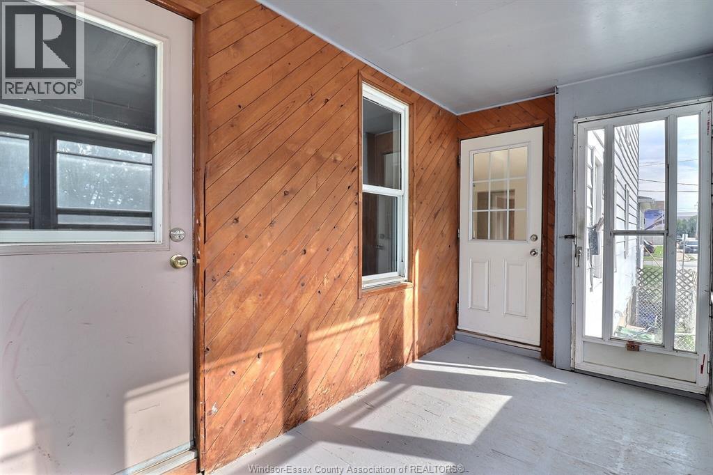 2640 Whelpton, Windsor, Ontario  N8Y 1V6 - Photo 3 - 26024114