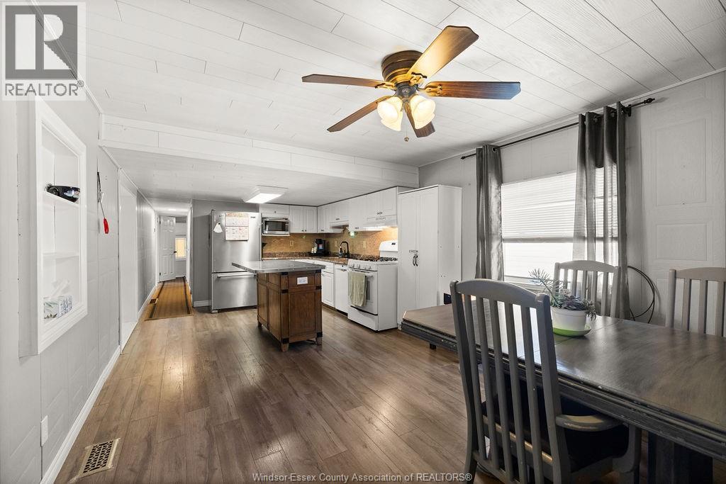 8 Spruce, Mcgregor, Ontario  N0R 1J0 - Photo 3 - 26024128