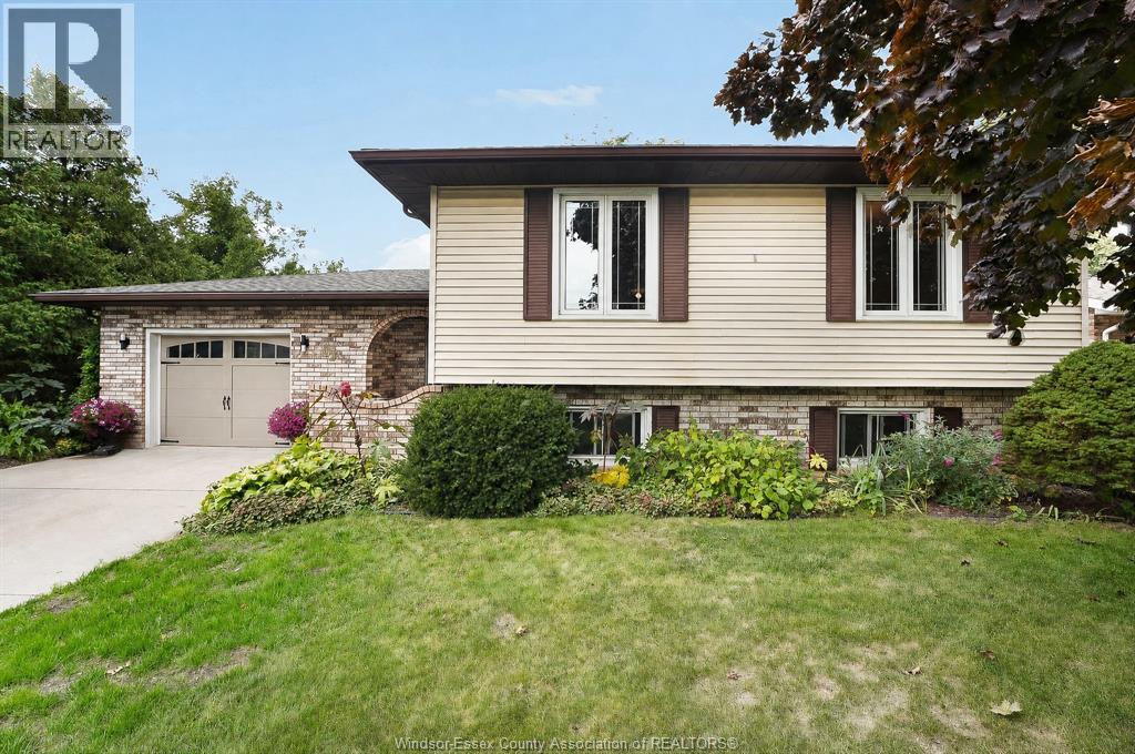 42 William Avenue, Kingsville, Ontario  N9Y 3T4 - Photo 1 - 26024126