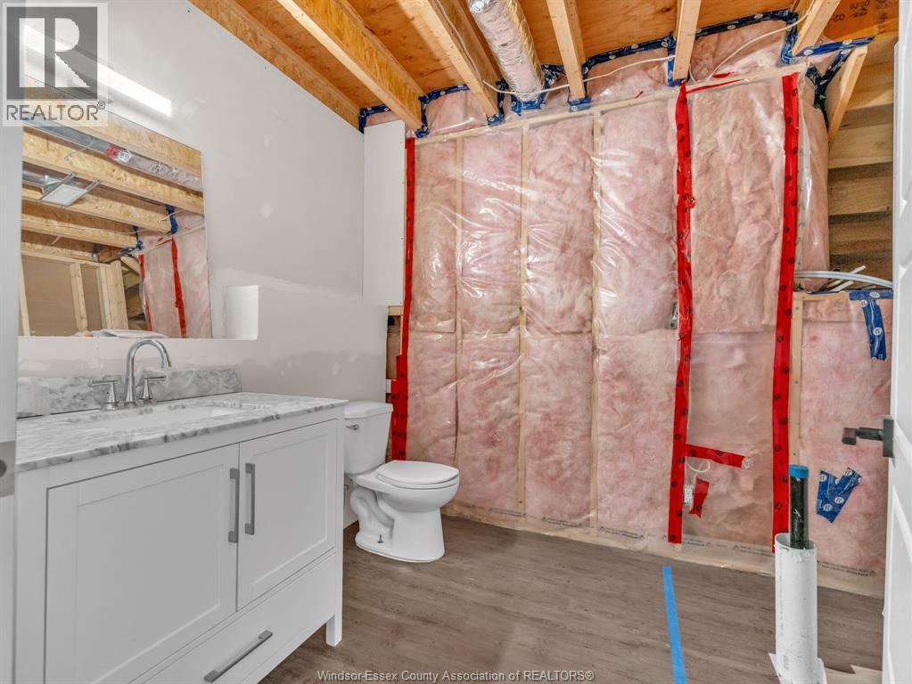 257 Robinson Avenue, Essex, Ontario  N8M 0A8 - Photo 32 - 26024152