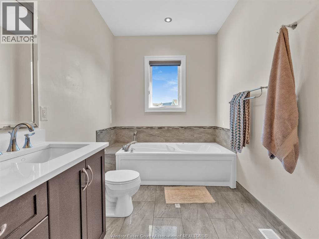 211 Robson, Leamington, Ontario  N8H 5R2 - Photo 16 - 26024167