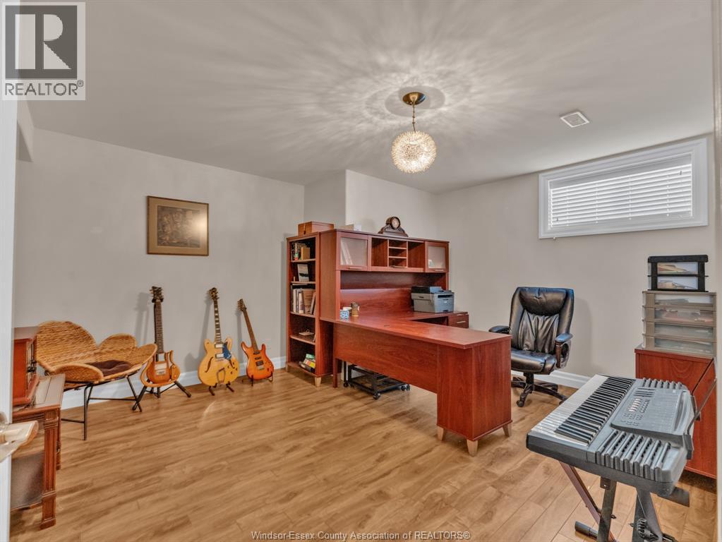 211 Robson, Leamington, Ontario  N8H 5R2 - Photo 33 - 26024167