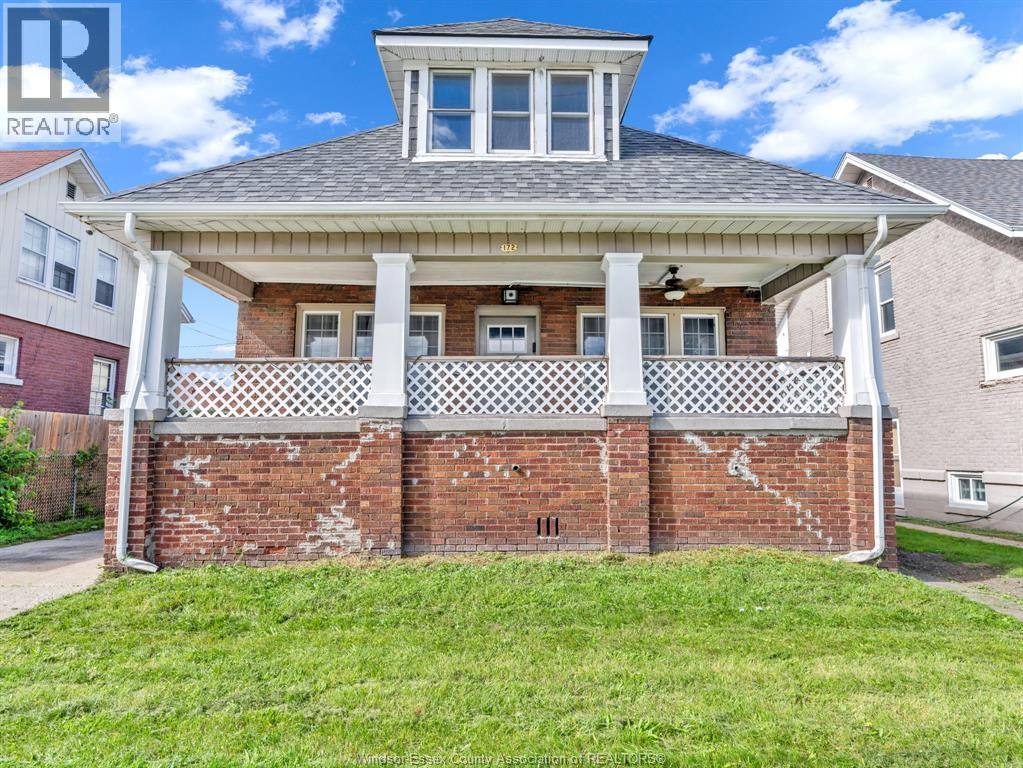 172 Giles Boulevard, Windsor, Ontario  N9A 4B5 - Photo 3 - 26024175